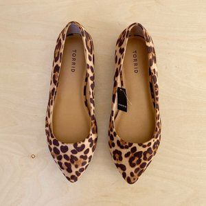 NWT Torrid Leopard Print Faux Suede Pointed Toe Flats